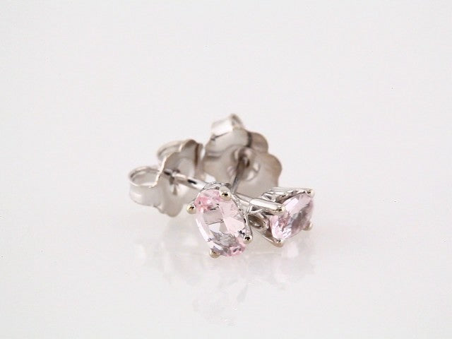 Oval 4-Prong Scroll Setting? Stud Earrings