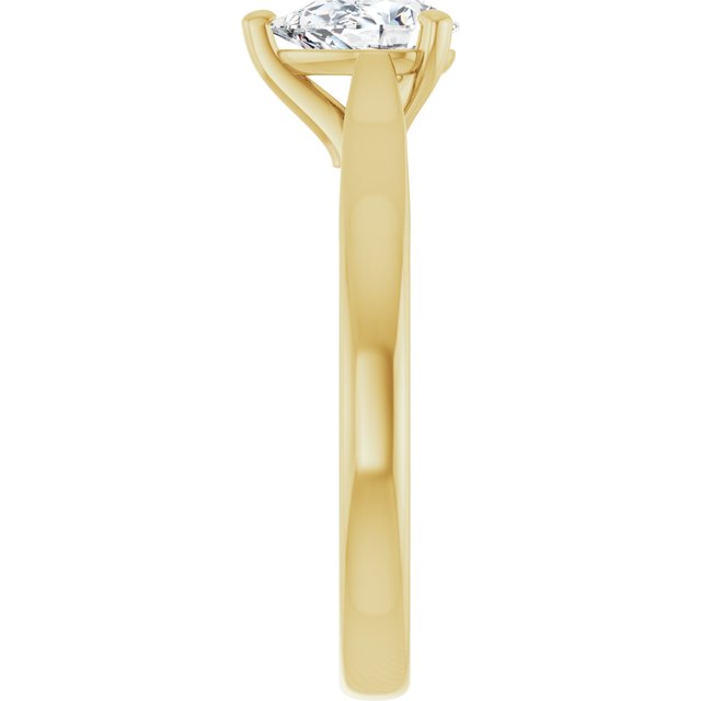 Solitaire Engagement Ring