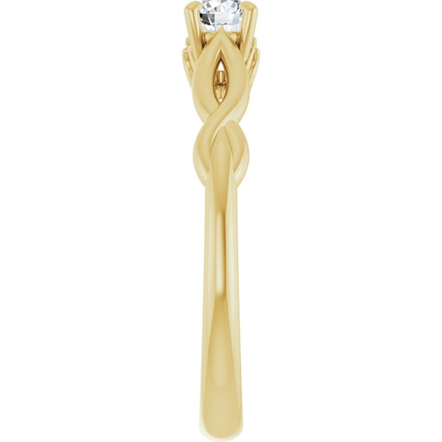 Solitaire Engagement Ring