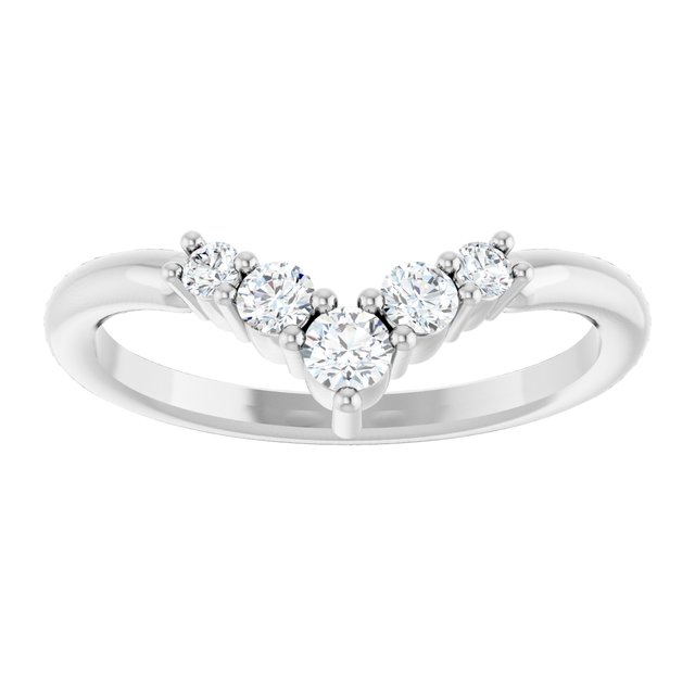Accented Graduated V Ring