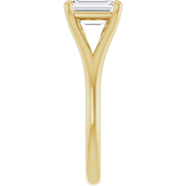 Solitaire Engagement Ring