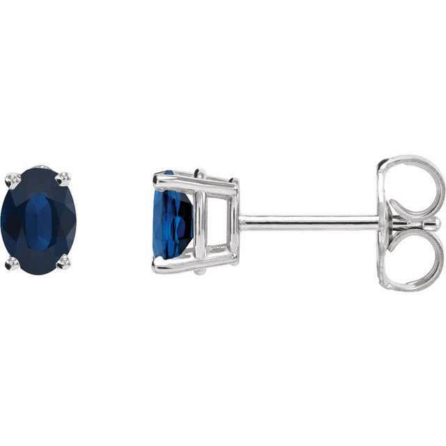 Oval 4-Prong Lightweight Stud Earrings