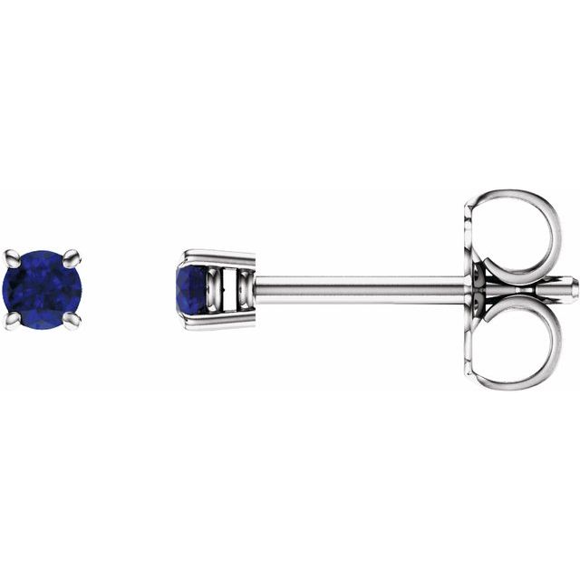 Round 4-Prong Lightweight Stud Earrings