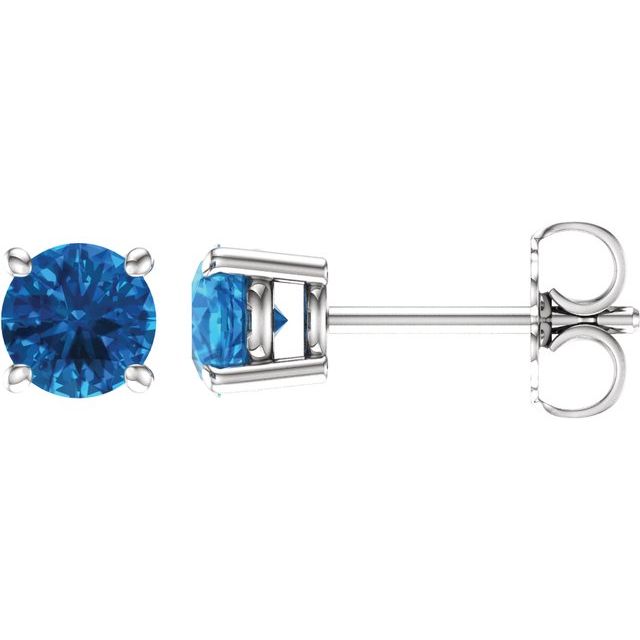 Round 4-Prong Lightweight Stud Earrings