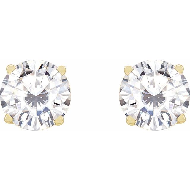 Round 4-Prong Lightweight Stud Earrings
